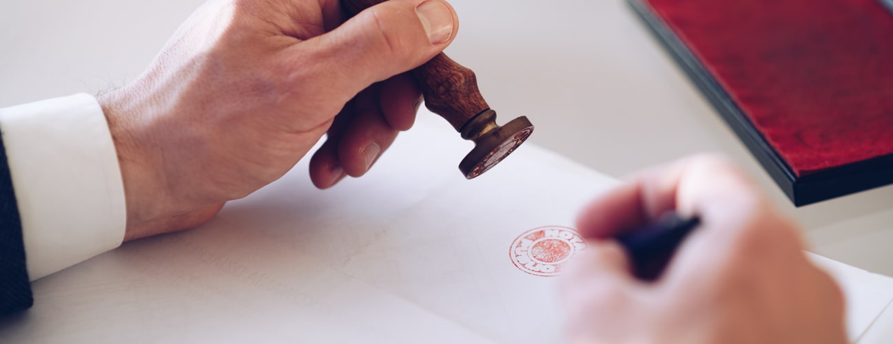 Can I Get Documents Notarized Online in Canada? Is it Legit?